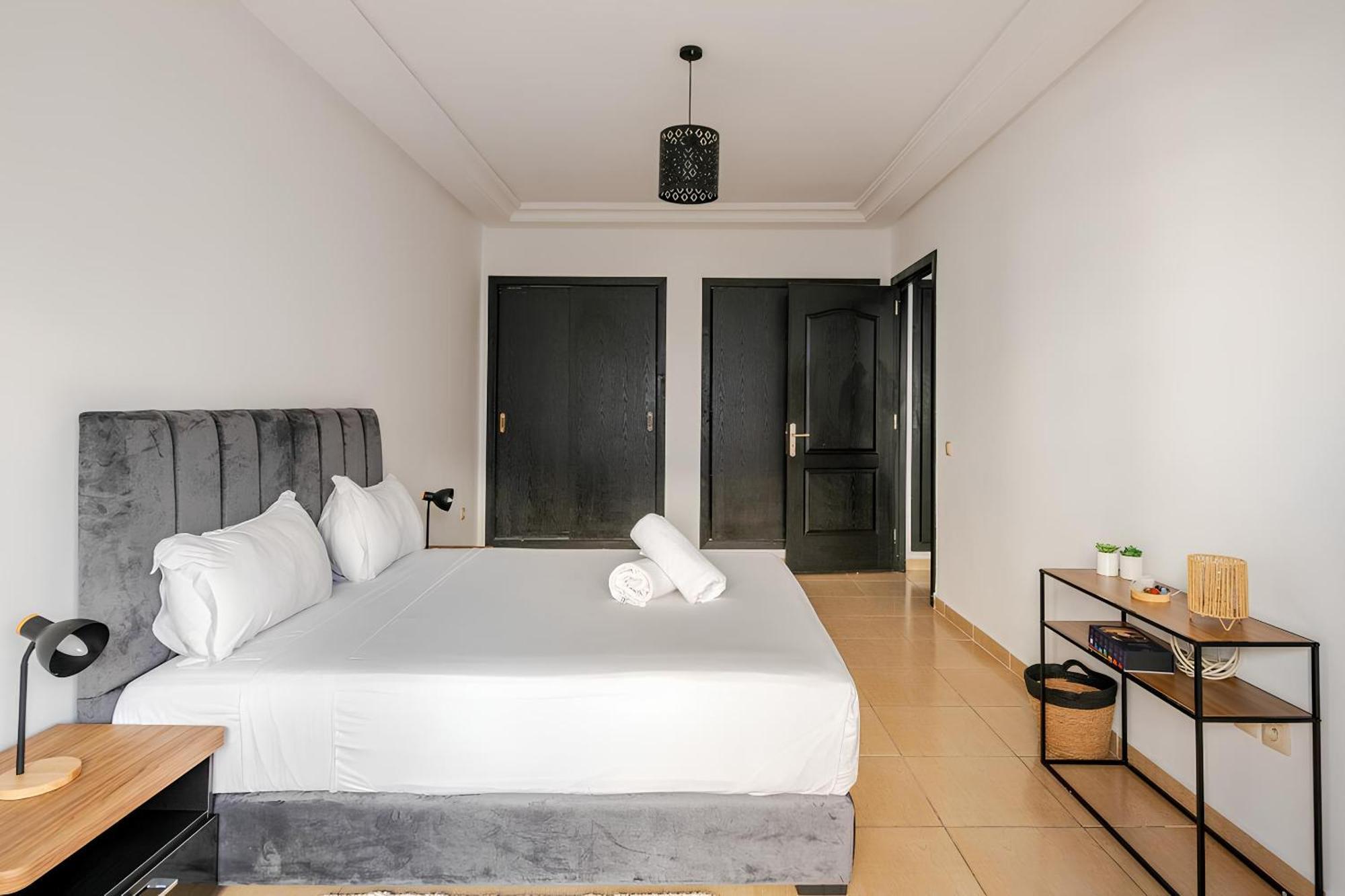 Appartement Acacia 2 Chambres Au Centre Ville タンジェ エクステリア 写真